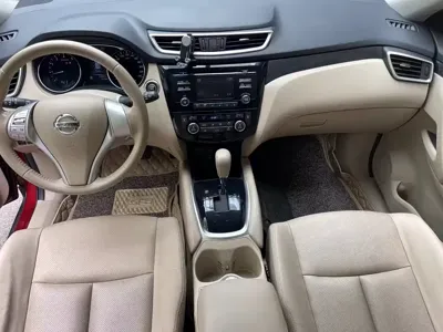 Nissan X-Trail 2014, 90000 км, за 5607.25 USD