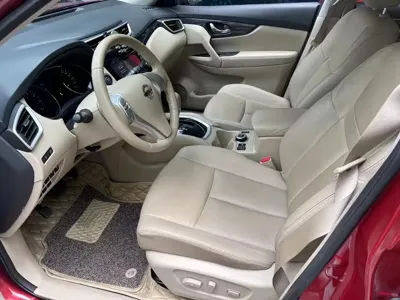 Nissan X-Trail 2014, 90000 км, за 5607.25 USD