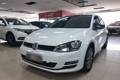 Volkswagen Golf · 2017 год