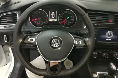 Volkswagen Golf 2017, 63500 км, за 9227 USD - фото 13