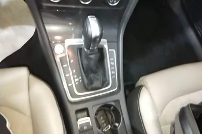 Volkswagen Golf 2017, 63500 км, за 9227 USD - фото 16