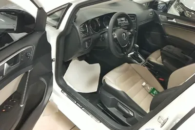 Volkswagen Golf 2017, 63500 км, за 9227 USD - фото 18