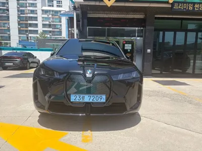 BMW iX · 2026 год