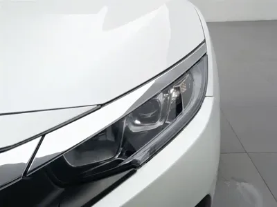 Honda Civic 2018, 73600 км, за 5267.7 USD - фото 7