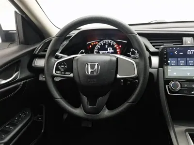 Honda Civic 2018, 73600 км, за 5267.7 USD - фото 11