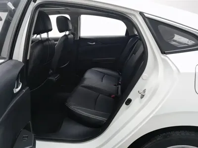 Honda Civic 2018, 73600 км, за 5267.7 USD - фото 15