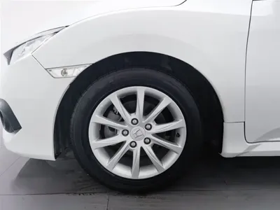 Honda Civic 2018, 73600 км, за 5267.7 USD - фото 17