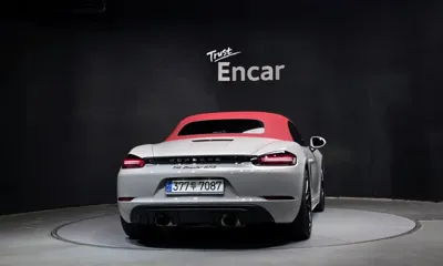 Porsche 718 2024, 12628 км, за 84109.67 USD