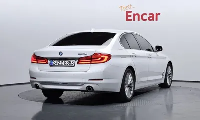 BMW 5-Series 2020, 78833 км, за 18970.72 USD