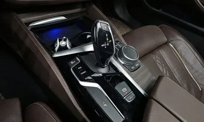 BMW 5-Series 2020, 78833 км, за 18970.72 USD - фото 9