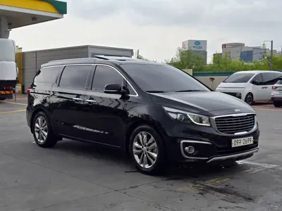 Kia Canival · 2018 год