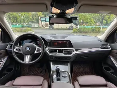 BMW 3 Series 2020, 50000 км, за 20305.67 USD - фото 6