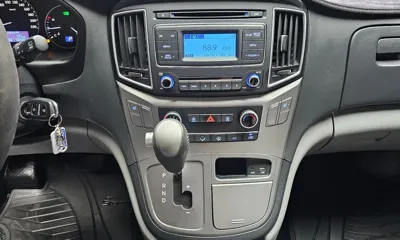 Hyundai Starex 2020, 94548 км, за 10336.08 USD - фото 14