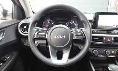 Kia K3 2022, 38279 км, за 10336.08 USD - фото 14