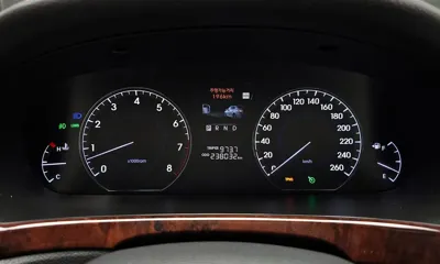 Hyundai Equus 2012, 238032 км, за 2973.24 USD - фото 8