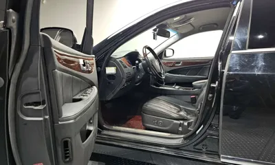 Hyundai Equus 2012, 238032 км, за 2973.24 USD - фото 10