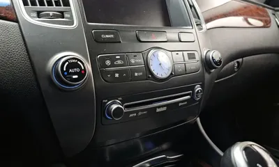 Hyundai Equus 2012, 238032 км, за 2973.24 USD - фото 15