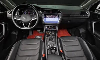 Volkswagen Tiguan 2023, 42916 км, за 41975.17 USD - фото 7