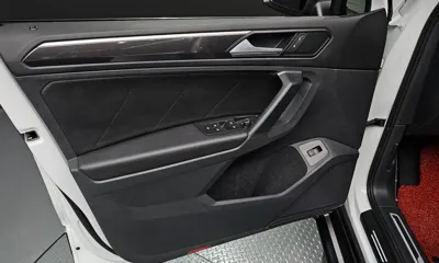 Volkswagen Tiguan 2023, 42916 км, за 41975.17 USD - фото 24