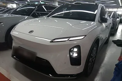 Nio EC6 · 2025 год