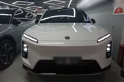 Nio EC6 2025, 14600 км, за 40114 USD