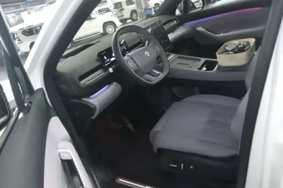 Nio EC6 2025, 14600 км, за 40114 USD - фото 23