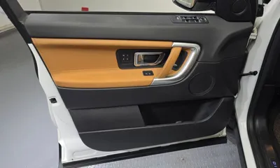 Land Rover Discovery Sport 2018, 132155 км, за 7548.9 USD - фото 24