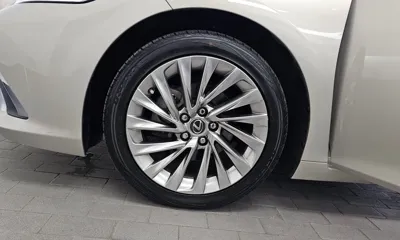 Lexus ES 2019, 94864 км, за 21793.36 USD