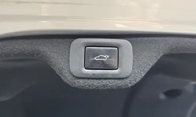 Lexus ES 2019, 94864 км, за 21793.36 USD - фото 34