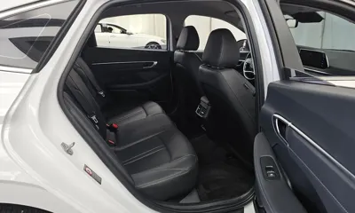 Hyundai Sonata 2023, 46985 км, за 13456.74 USD - фото 12