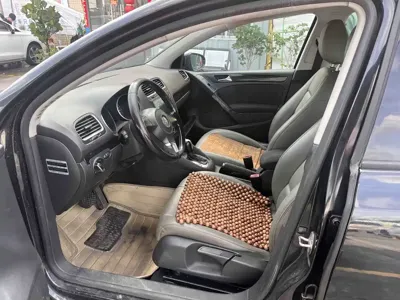 Volkswagen Golf 2013, 110000 км, за 2913.42 USD - фото 7