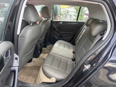 Volkswagen Golf 2013, 110000 км, за 2913.42 USD - фото 8