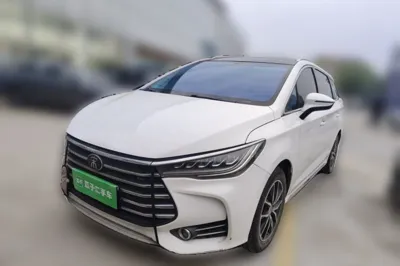 BYD Song Max · 2018 год