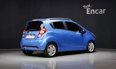 ChevroletGMDaewoo Spark 2015, 96598 км, за 2095.37 USD