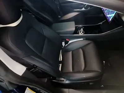Tesla Model 3 2020, 64200 км, за 17682.74 USD - фото 25