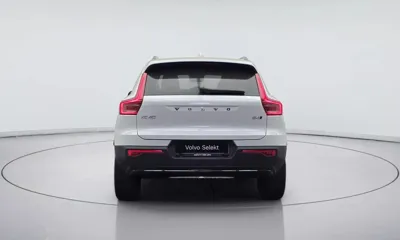 Volvo XC40 2026, 229 км, за 28013.04 USD