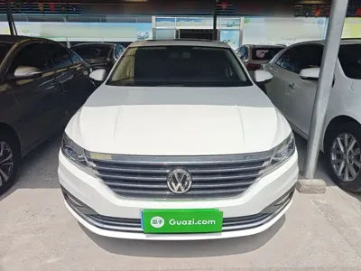 Volkswagen Lavida 2019, 64700 км, за 7227.87 USD