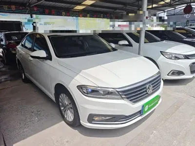 Volkswagen Lavida 2019, 64700 км, за 7227.87 USD