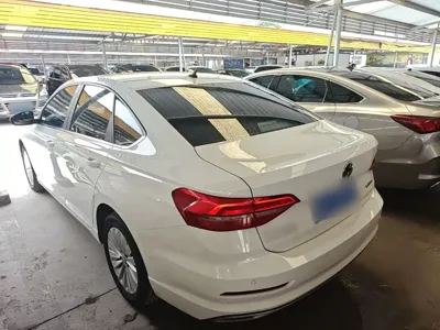 Volkswagen Lavida 2019, 64700 км, за 7227.87 USD