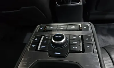 Hyundai Genesis 2015, 175133 км, за 4485.47 USD - фото 15