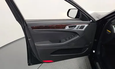 Hyundai Genesis 2015, 175133 км, за 4485.47 USD - фото 24