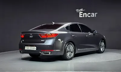 Kia K7 2018, 139830 км, за 10444.22 USD
