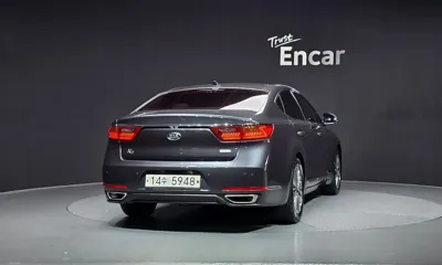 Kia K7 2018, 139830 км, за 10444.22 USD