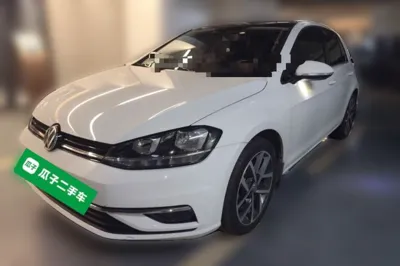 Volkswagen Golf · 2020 год