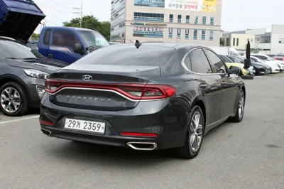 Hyundai Grandeur 2019, 65523 км, за 11684.39 USD