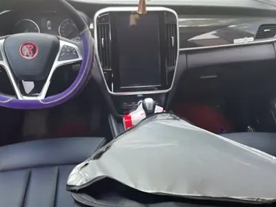 BYD MAX