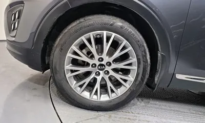 Kia Sorento 2016, 161835 км, за 6871.49 USD