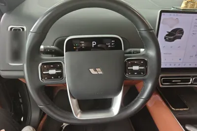 Li Auto L7 2023, 78400 км, за 28567 USD - фото 13