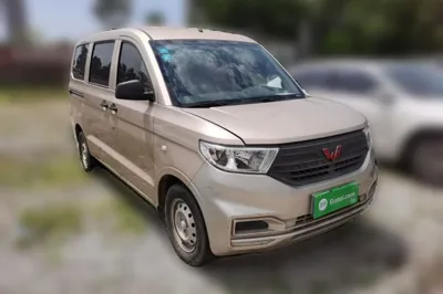 Wuling Hongguang V 2019, 30900 км, за 6056 USD