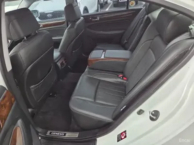 Hyundai Genesis 2010, 130000 км, за 3120.33 USD - фото 8